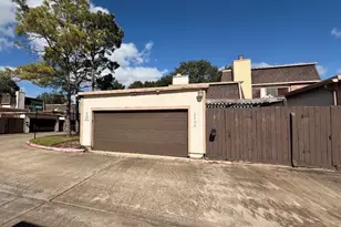 2920 Cambridge, Missouri City, TX 77459 - Photo 32