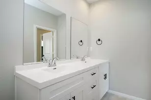 14010 Longstreet Rd, Willis, TX 77318 - Photo 32