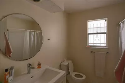 6214 Grandvale Drive, Houston, TX 77072 - Photo 16