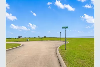 3433 Chateau Way, Palacios, TX 77465 - Photo 8