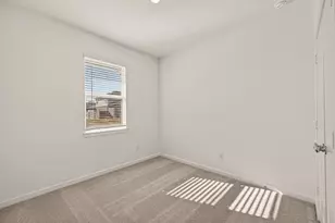 21926 Sam Raburn Dr, Tomball, TX 77375 - Photo 18