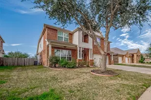 8926 Silent Hills Ln, Richmond, TX 77407 - Photo 2