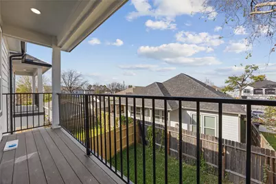 4425 Elmwood Street, Houston, TX 77051 - Photo 22