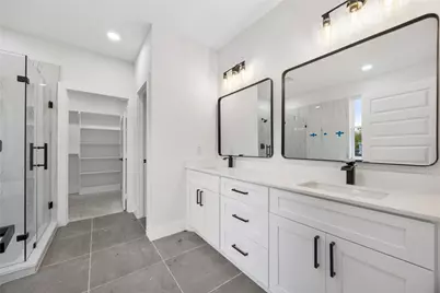 4425 Elmwood Street, Houston, TX 77051 - Photo 26