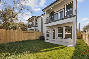 4425 Elmwood St, Houston, TX 77051 - Photo 40