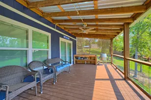 181 Lake St, Burkeville, TX 75932 - Photo 6