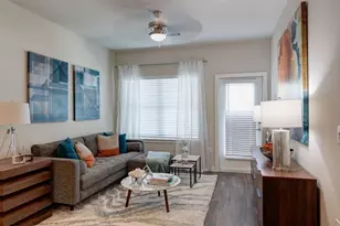 3530 W 12th St, Houston, TX 77008 - Photo 2