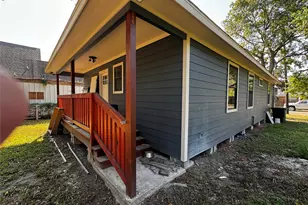 7819 Avenue F, Houston, TX 77012 - Photo 8