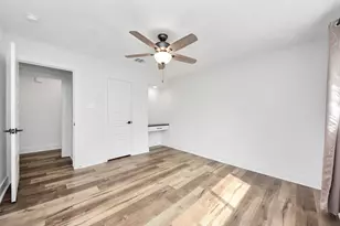 9731 Clanton St, Houston, TX 77080 - Photo 28