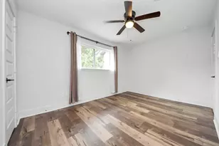 9731 Clanton St, Houston, TX 77080 - Photo 34