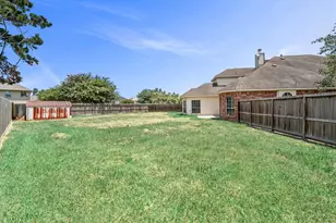 8214 Creekside Willow Ct, Tomball, TX 77375 - Photo 10