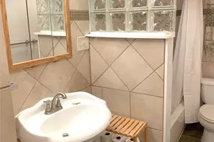 1223 20th St, Galveston, TX 77550 - Photo 16