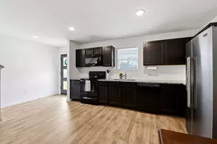 9819 Emerald Stone Wy, Conroe, TX 77306 - Photo 12