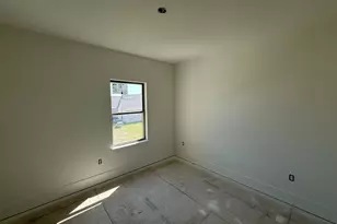 3545 Lily Ln, Beaumont, TX 77713 - Photo 8