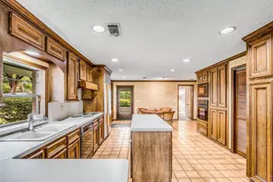 11427 Glenora Dr, Houston, TX 77065 - Photo 10