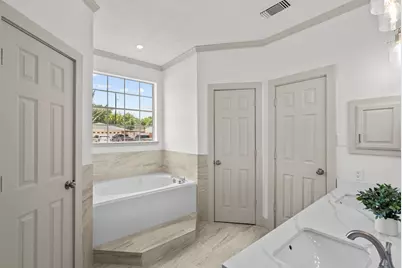 9763 El Chaco Street, Baytown, TX 77521 - Photo 14