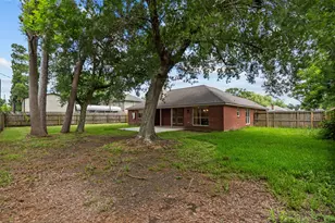 9763 El Chaco St, Baytown, TX 77521 - Photo 36