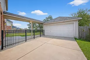 15914 Maple Shores, Houston, TX 77044 - Photo 36