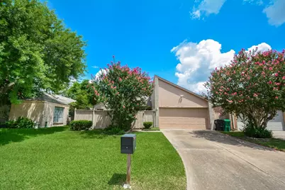 9514 Tarragon Lane, Houston, TX 77036 - Photo 2
