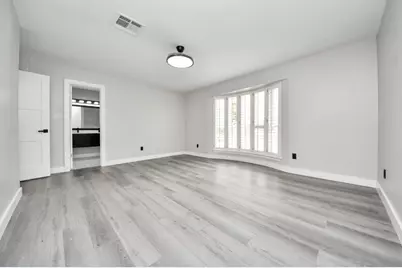 7822 Maple Tree Drive, Houston, TX 77088 - Photo 24
