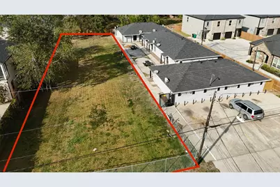 5013 Mallow Street, Houston, TX 77033 - Photo 6