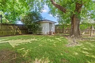 5521 Pecos St, Dickinson, TX 77539 - Photo 12