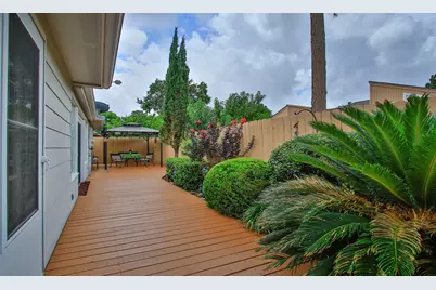 2110 Woodland Park Drive, Houston, TX 77077 - Photo 40