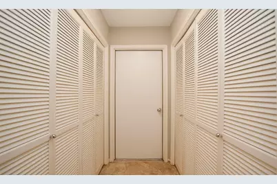 2110 Woodland Park Drive, Houston, TX 77077 - Photo 22