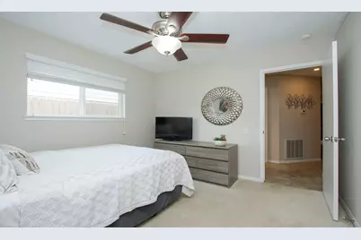 2110 Woodland Park Drive, Houston, TX 77077 - Photo 32