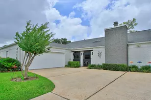 2110 Woodland Park Dr, Houston, TX 77077 - Photo 8
