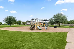 1119 1 St Ave N, Texas City, TX 77590 - Photo 16