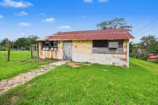 10518 Ocean Dr, Beach City, TX 77523 - Photo 8