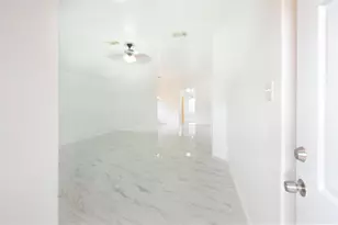 7103 Bryton Park Dr, Houston, TX 77083 - Photo 4