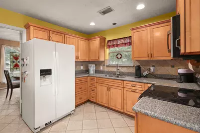 15826 Cavendish Drive, Houston, TX 77059 - Photo 10
