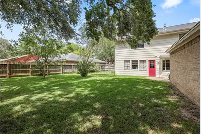 15826 Cavendish Drive, Houston, TX 77059 - Photo 32