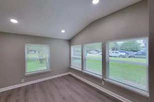1107 Roosevelt St, La Marque, TX 77568 - Photo 12