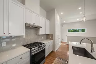 502 W Donovan St, Houston, TX 77091 - Photo 18