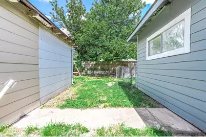 539 Melbourne Street, Houston, TX 77022 - Photo 26