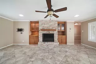 28914 Pine Hill Dr, Shenandoah, TX 77381 - Photo 4