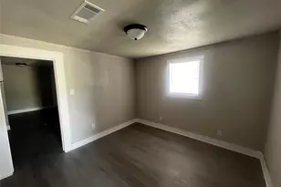1337 W Procter St, Port Arthur, TX 77640 - Photo 4