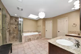 2307 Stephens Grant Dr, Sugar Land, TX 77479 - Photo 16