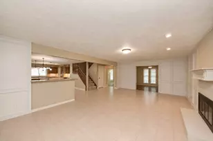 2307 Stephens Grant Dr, Sugar Land, TX 77479 - Photo 4
