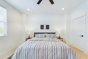 8317 Springwood Cyn Ln, Houston, TX 77055 - Photo 22