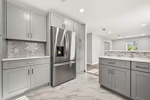 6034 Autumn Forest Dr, Houston, TX 77092 - Photo 12