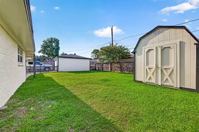 6034 Autumn Forest Drive, Houston, TX 77092 - Photo 36