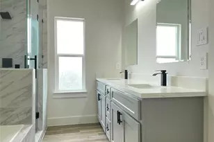 7819 Angus St, Houston, TX 77028 - Photo 10