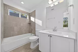 40207 Bay Warbler Wy, Magnolia, TX 77354 - Photo 18