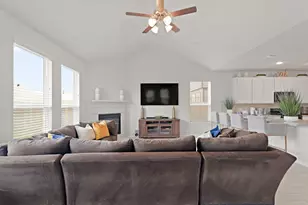 14615 Olive Sparrow Ln, Houston, TX 77049 - Photo 16