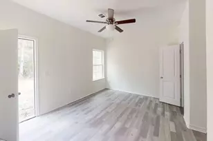 15514 Hickory Dr, Montgomery, TX 77356 - Photo 4