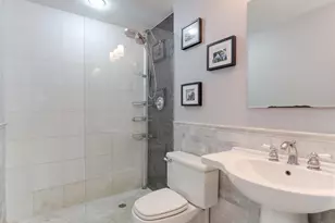 5630 Edith St, Houston, TX 77081 - Photo 18